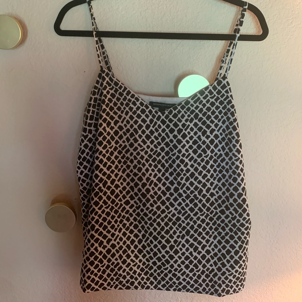 Banana Republic black & white Top